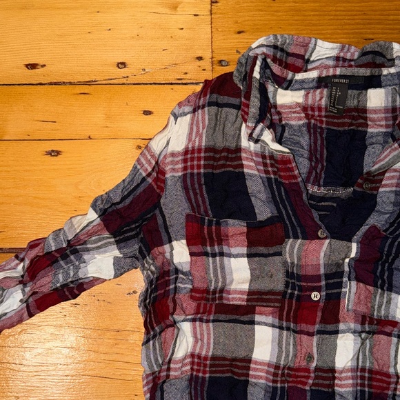 Forever 21 Women’s Plaid Shirt Flannel - Picture 2 of 4